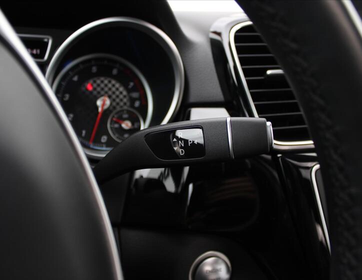 Mercedes-Benz GLE 18