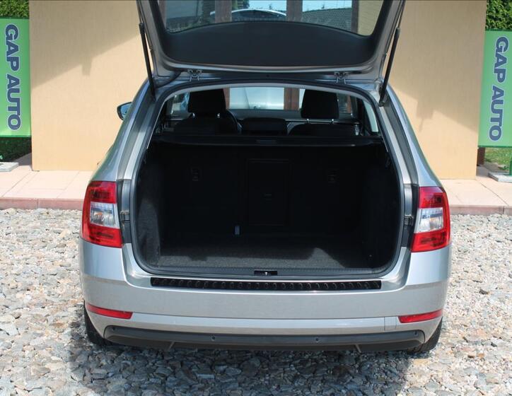 Škoda Octavia 21