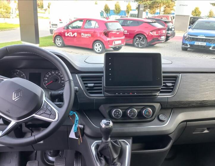 Renault Trafic 6