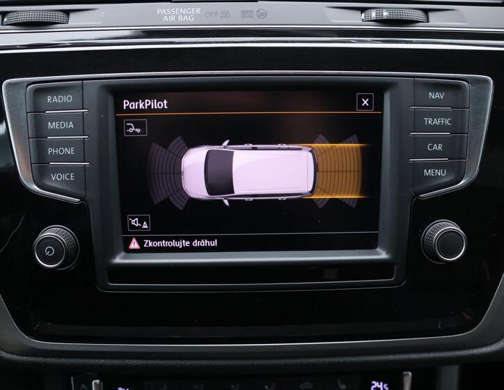 Volkswagen Touran 29