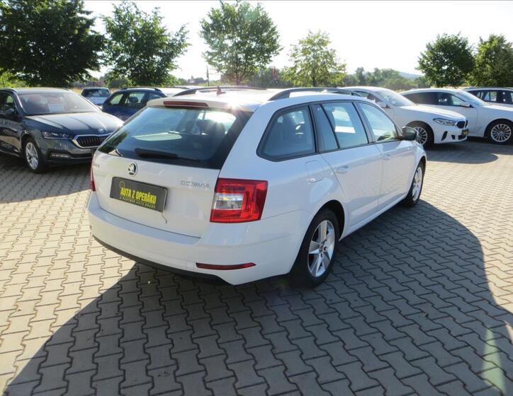 Škoda Octavia 8