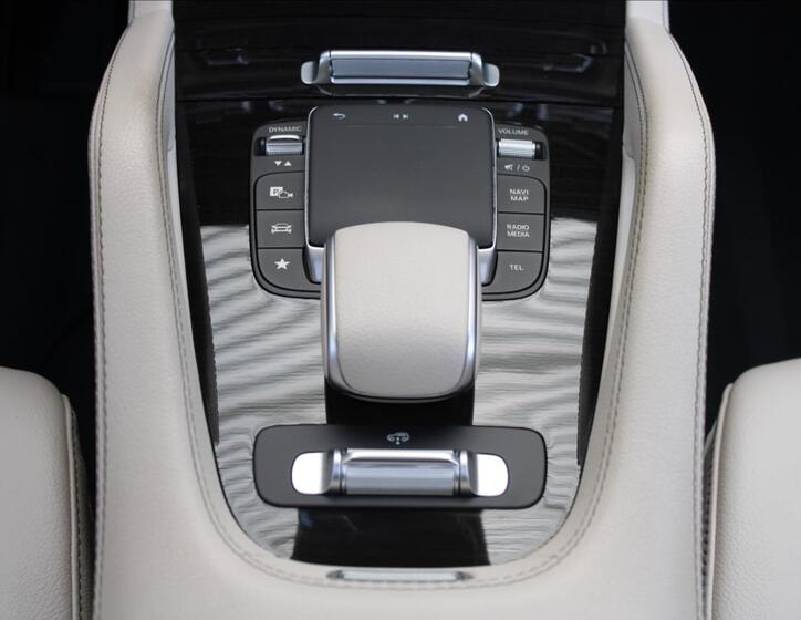 Mercedes-Benz GLS 27