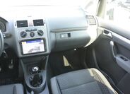 Volkswagen Touran 13