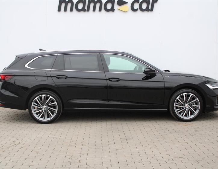 Škoda Superb 8