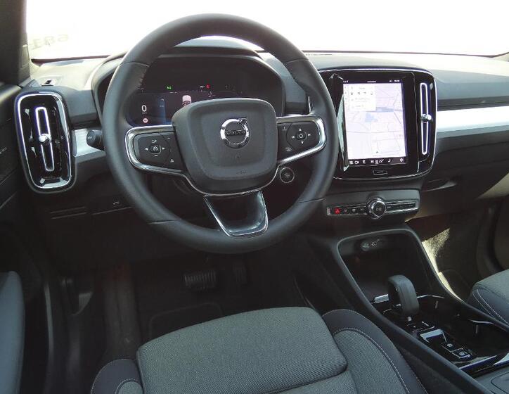 Volvo XC40 5