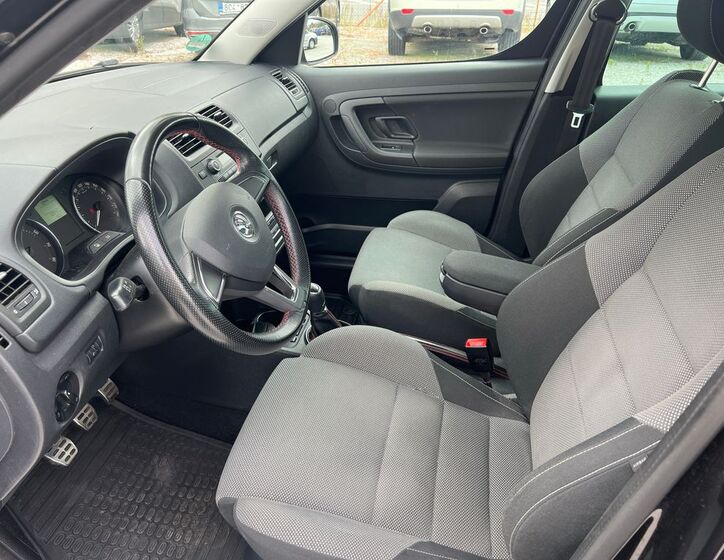 Škoda Roomster 9