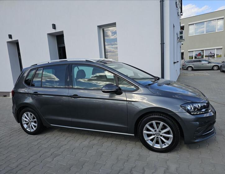 Volkswagen Golf Sportsvan 5