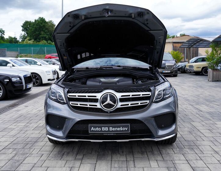 Mercedes-Benz GLS 9