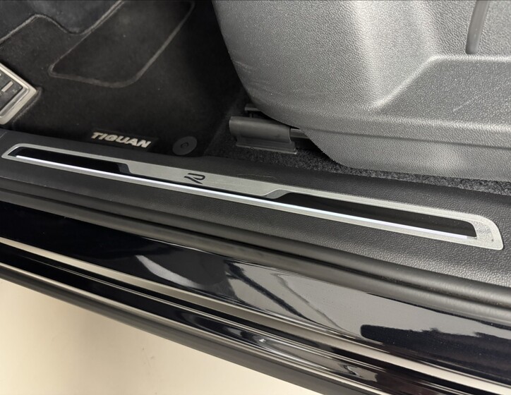 Volkswagen Tiguan Allspace 30