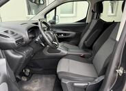 Toyota ProAce 9