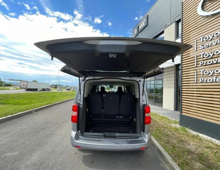 Toyota ProAce Verso 10