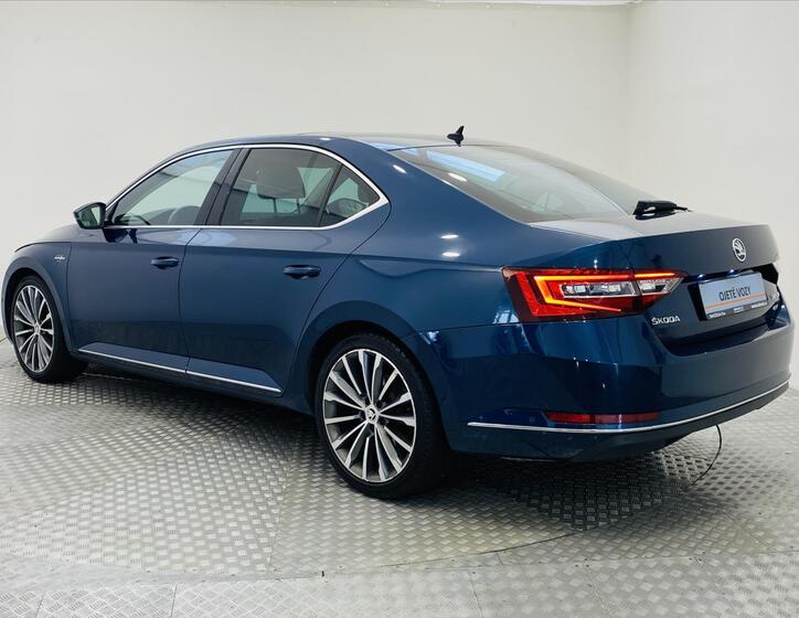 Škoda Superb 27