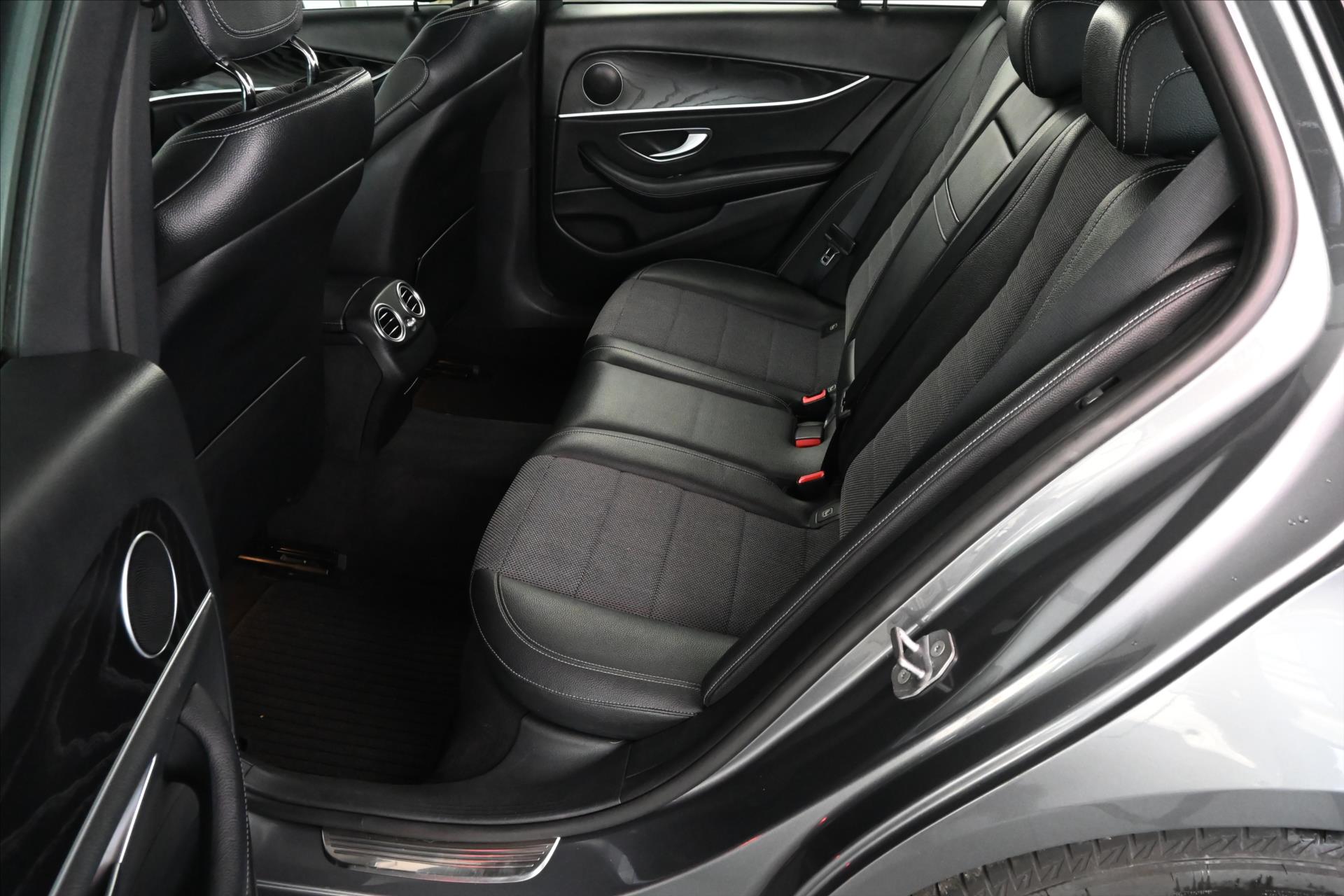 Mercedes-Benz Třídy E