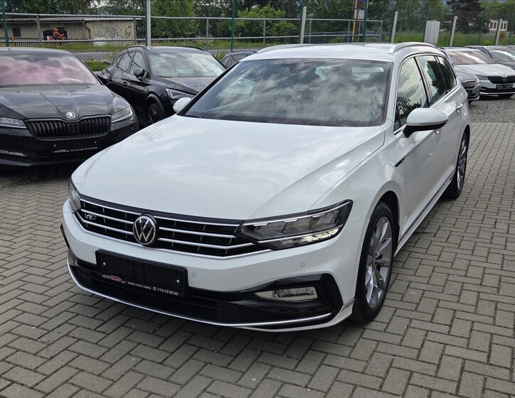 Volkswagen Passat 1