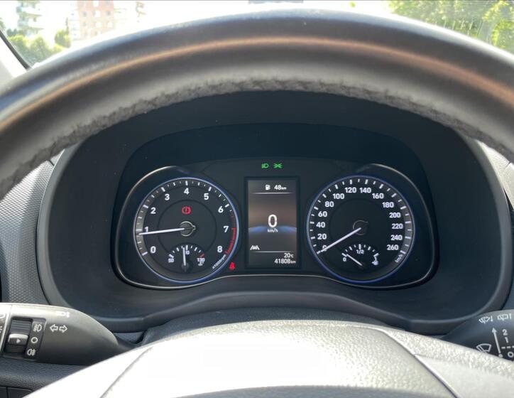 Hyundai Kona 9