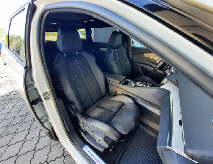 Peugeot 5008 17