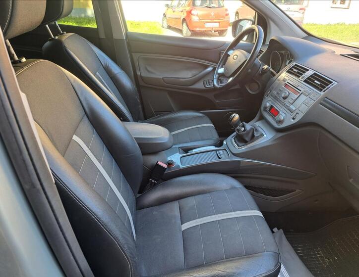 Ford Kuga 31