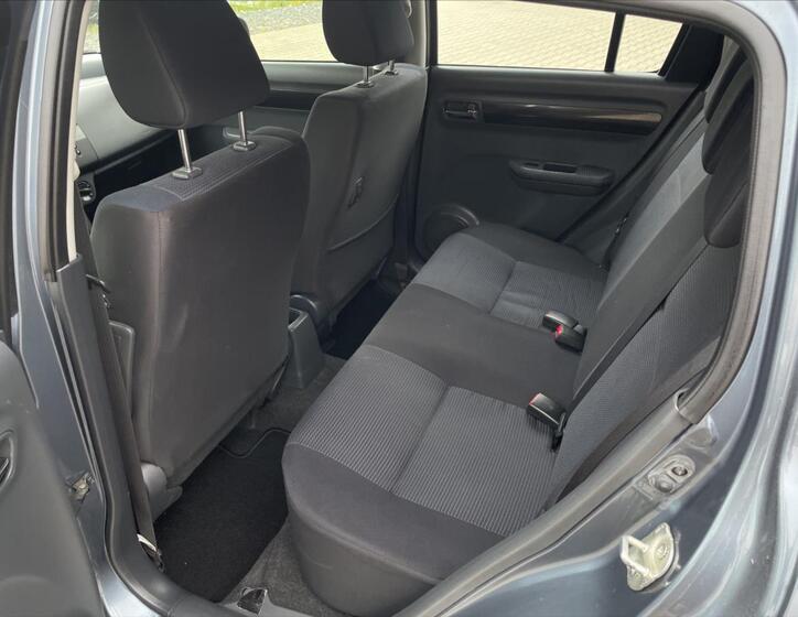 Suzuki Swift 12