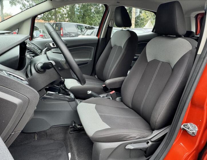 Ford EcoSport 28