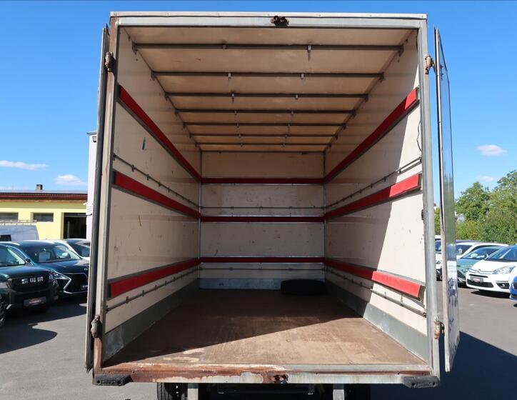 Ford Transit 18