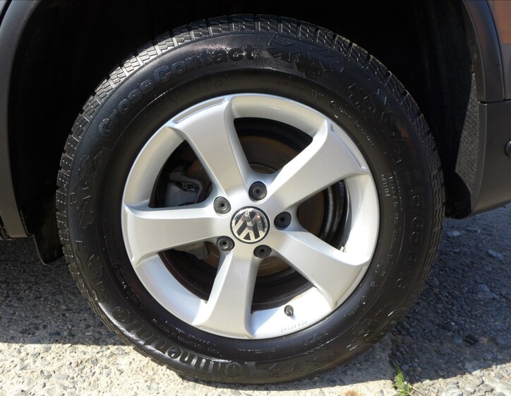 Volkswagen Tiguan 13