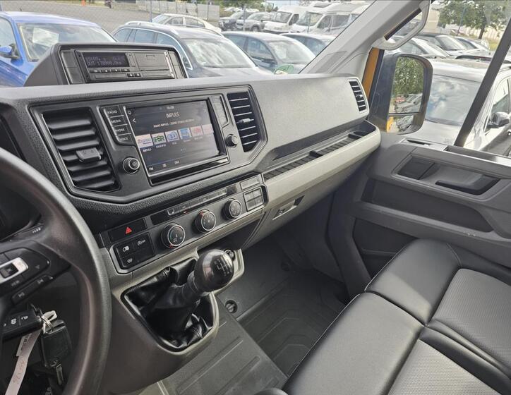 Volkswagen Crafter 12