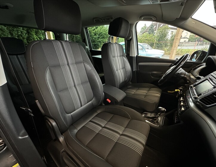Volkswagen Sharan 7