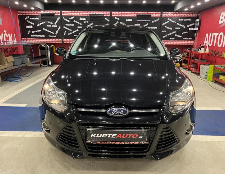 Ford Focus 9