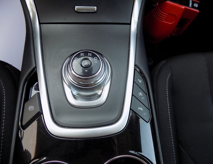 Ford S-MAX 31