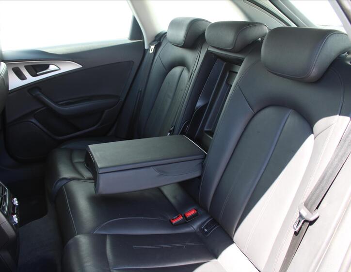Audi A6 11