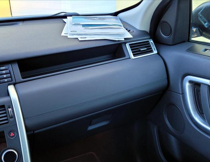 Land Rover Discovery Sport 28