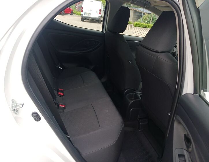 Toyota Yaris 14