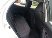 Toyota Yaris 14