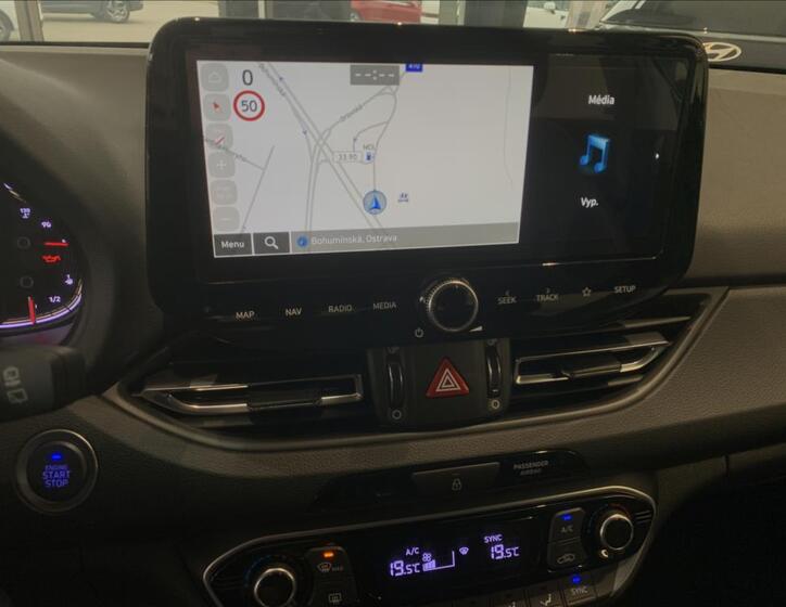 Hyundai i30 43