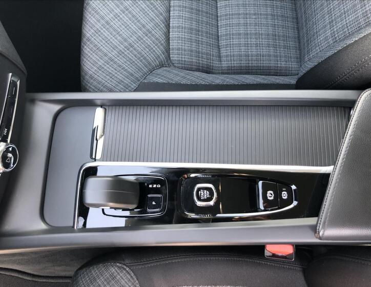 Volvo XC60 21