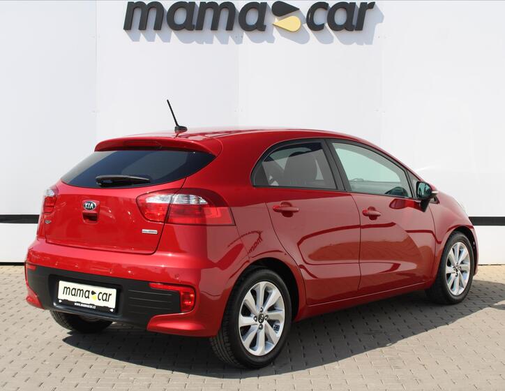 KIA Rio 7