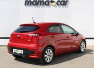 KIA Rio 7