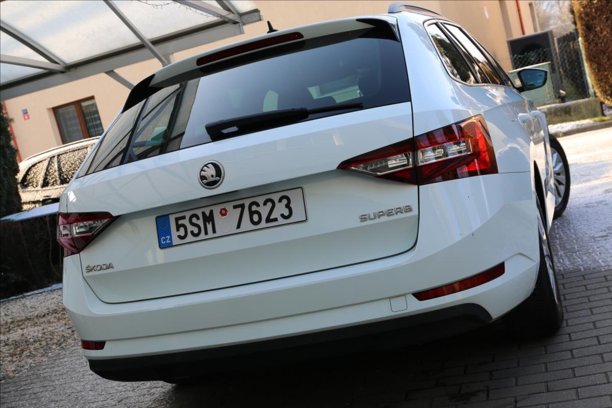 Škoda Superb
