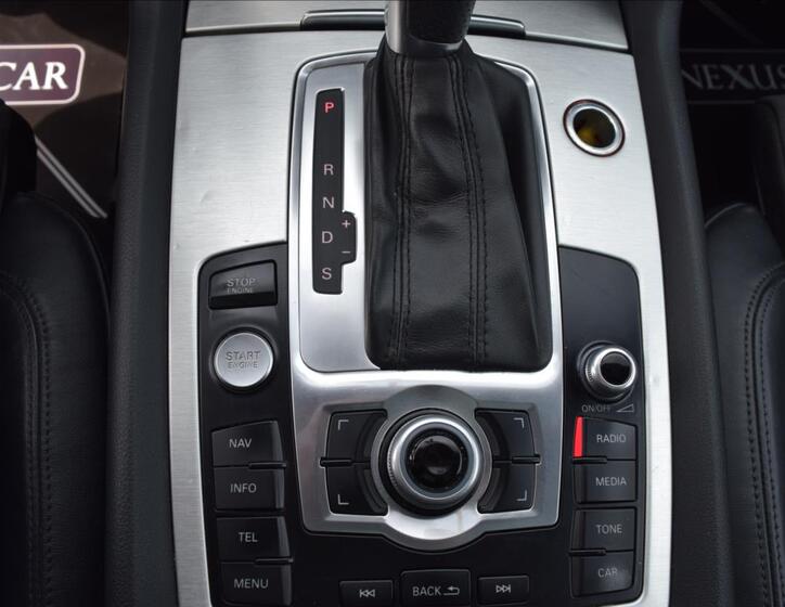 Audi Q7 44