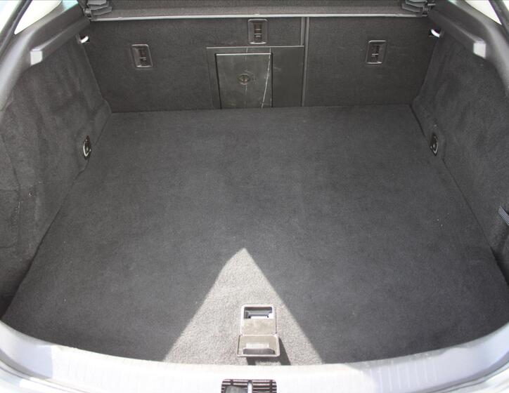 Opel Insignia 12