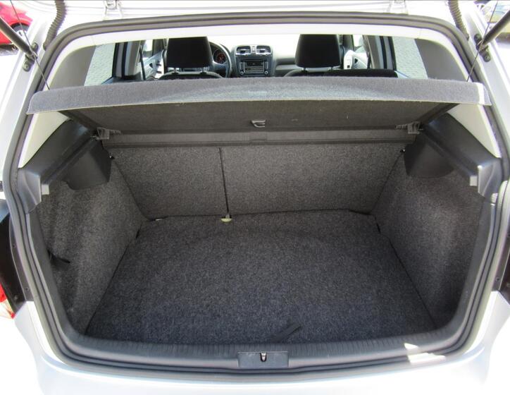 Volkswagen Golf 17