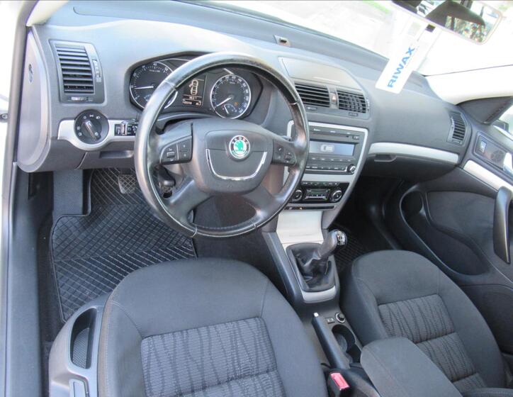 Škoda Octavia 11