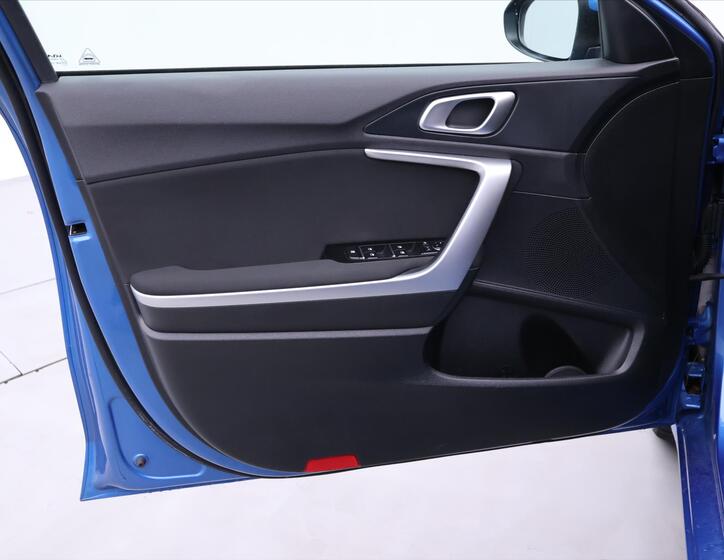KIA Ceed 10
