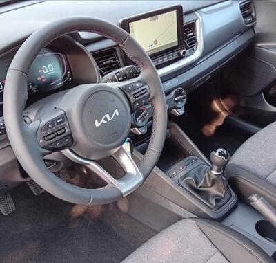 KIA Stonic 8
