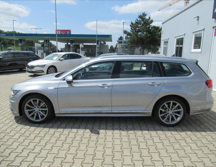 Volkswagen Passat 2