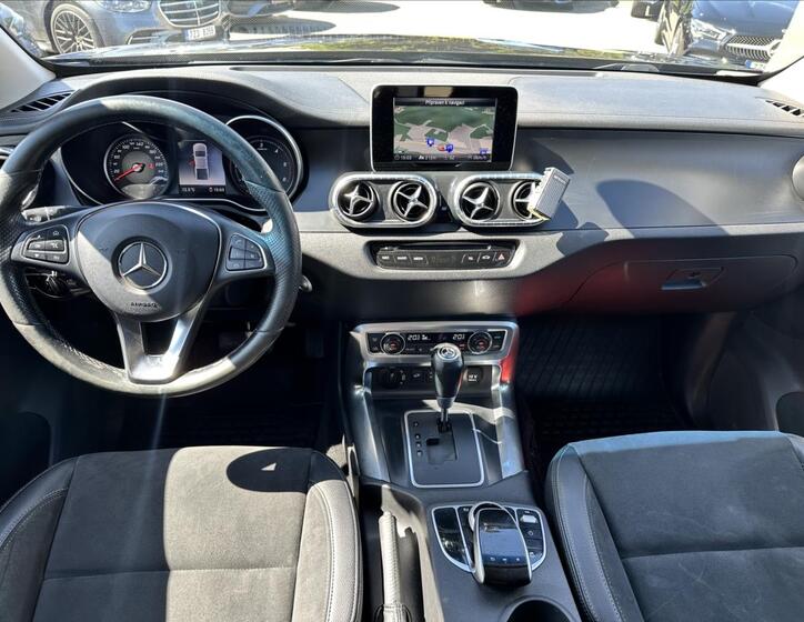 Mercedes-Benz Třídy X 9