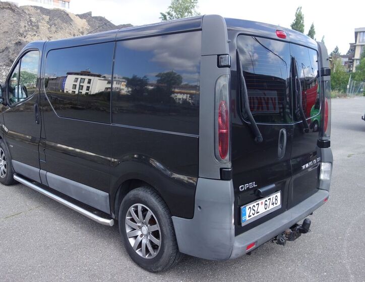 Renault Trafic 12