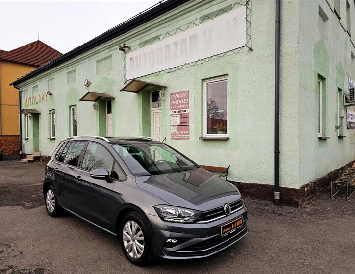 Volkswagen Golf Sportsvan 1