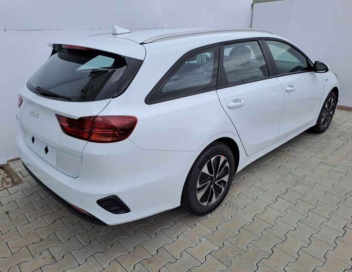 KIA Ceed 8