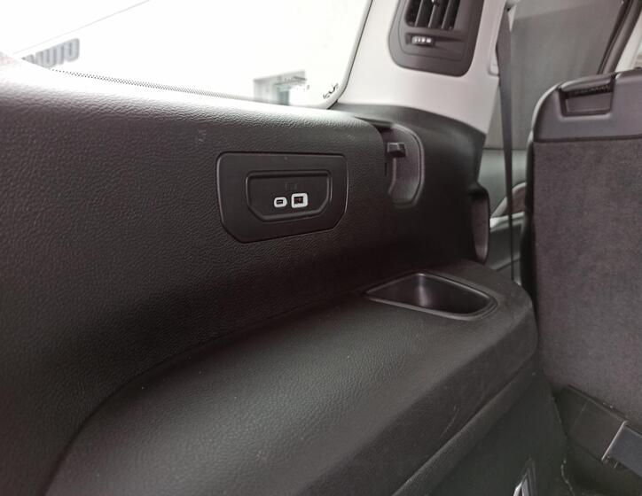 Jeep Grand Cherokee 31
